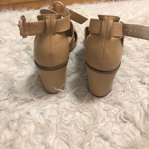 Heels - Picture 2 of 2